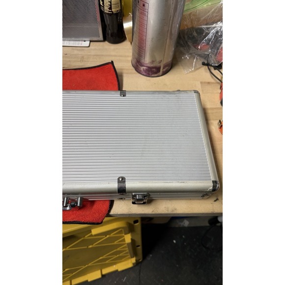 Poker Chip Set with Aluminum Case – 300+ Chips, 2 Decks Bicycle, Dealer Buttons - Picture 9 of 11